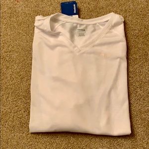 NWT Reebok PlayDry Long Sleeve V-neck